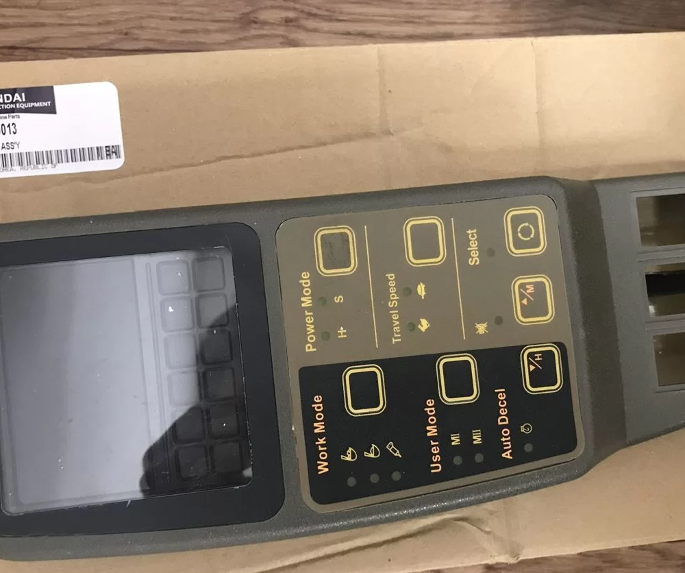 Монитор 21N8-30015 21N8-30013 для HYUNDAI R7 Монитор 21N8-30015 21N8-30013 для HYUNDAI R7